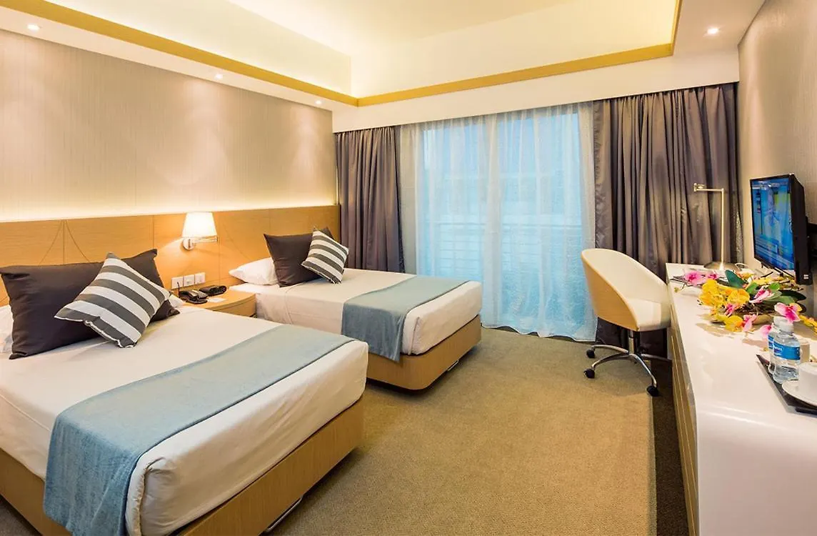Hotel Republic Of Singapore Yacht Club