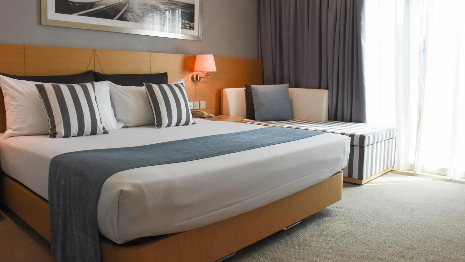 Republic Of Singapore Yacht Club Hotel
