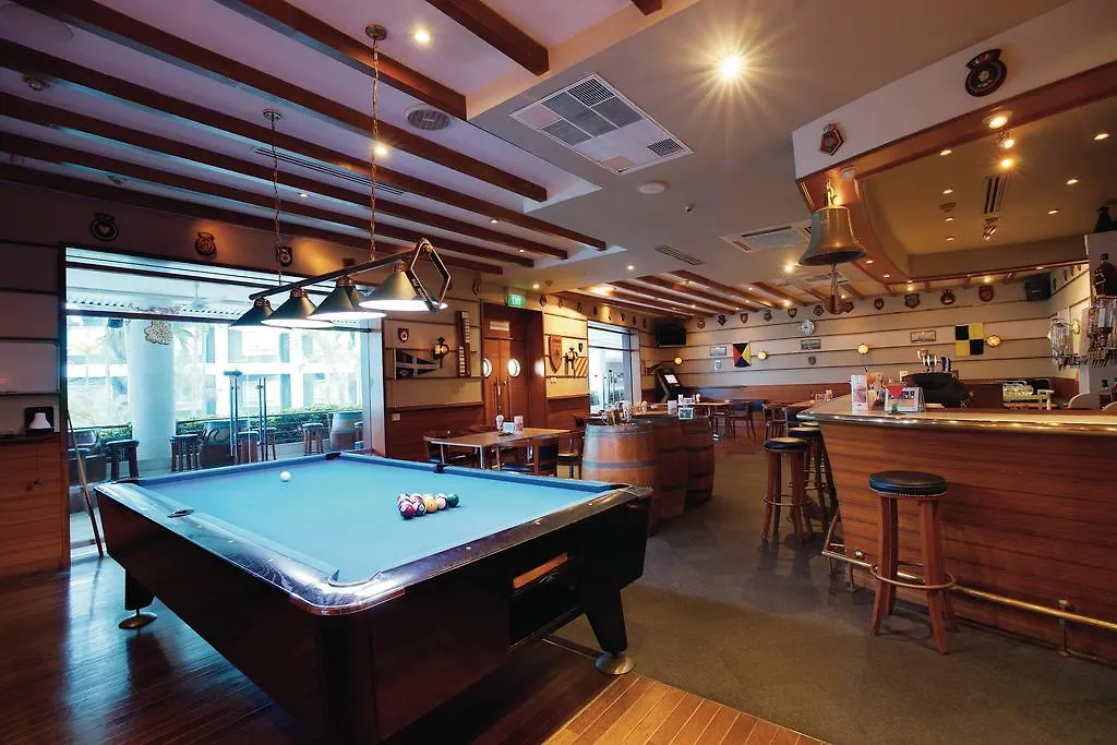 Republic Of Singapore Yacht Club Hotel