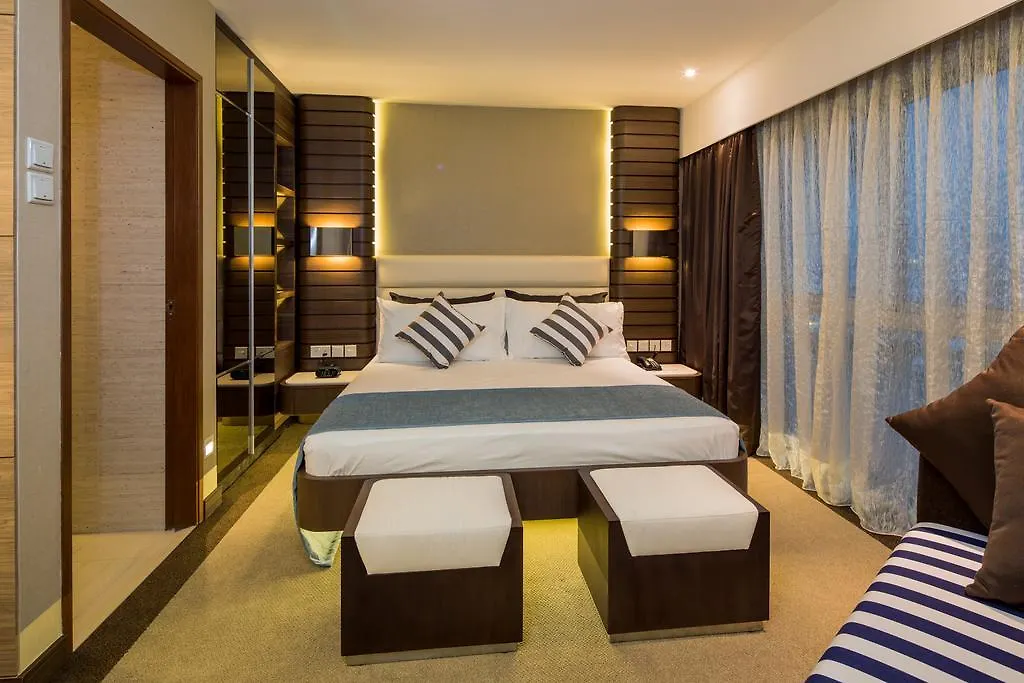 Hotel Republic Of Singapore Yacht Club